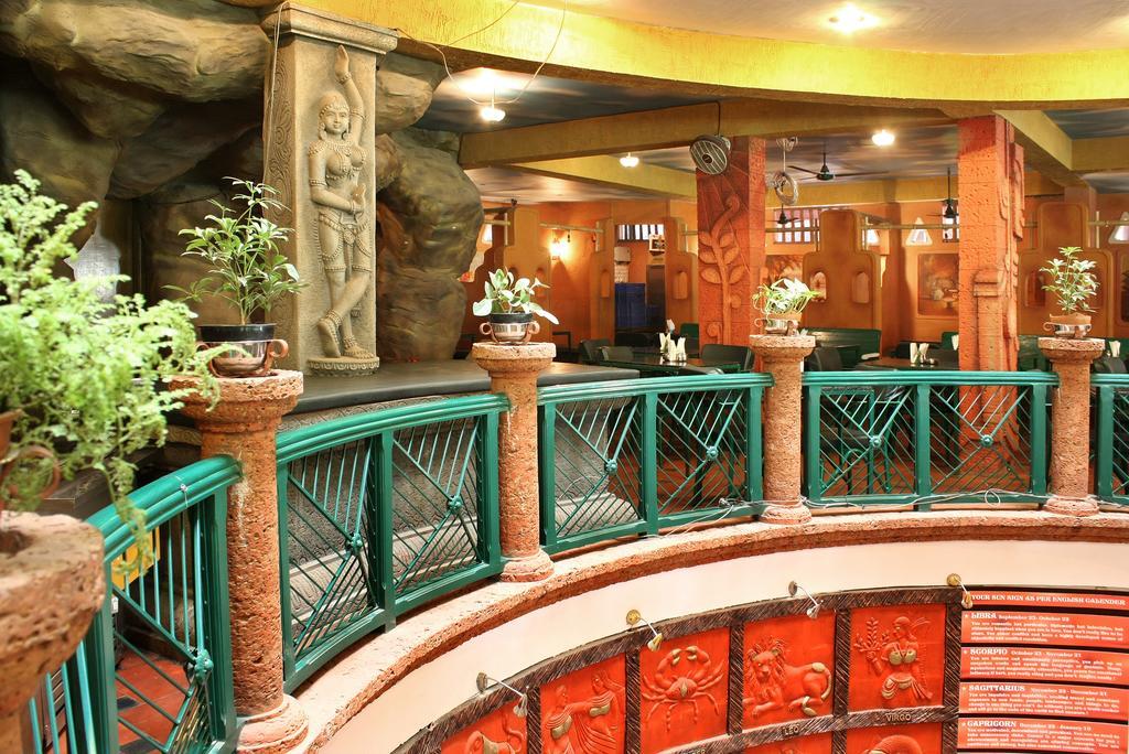 Parklane Hotel Mysore Ngoại thất bức ảnh