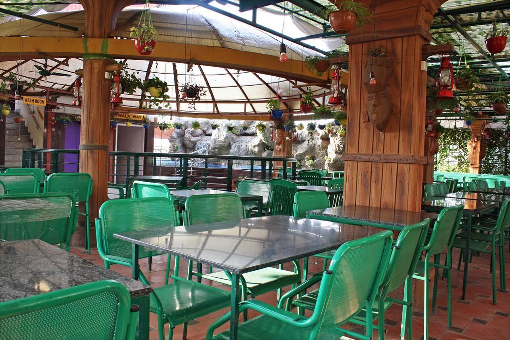 Parklane Hotel Mysore Ngoại thất bức ảnh