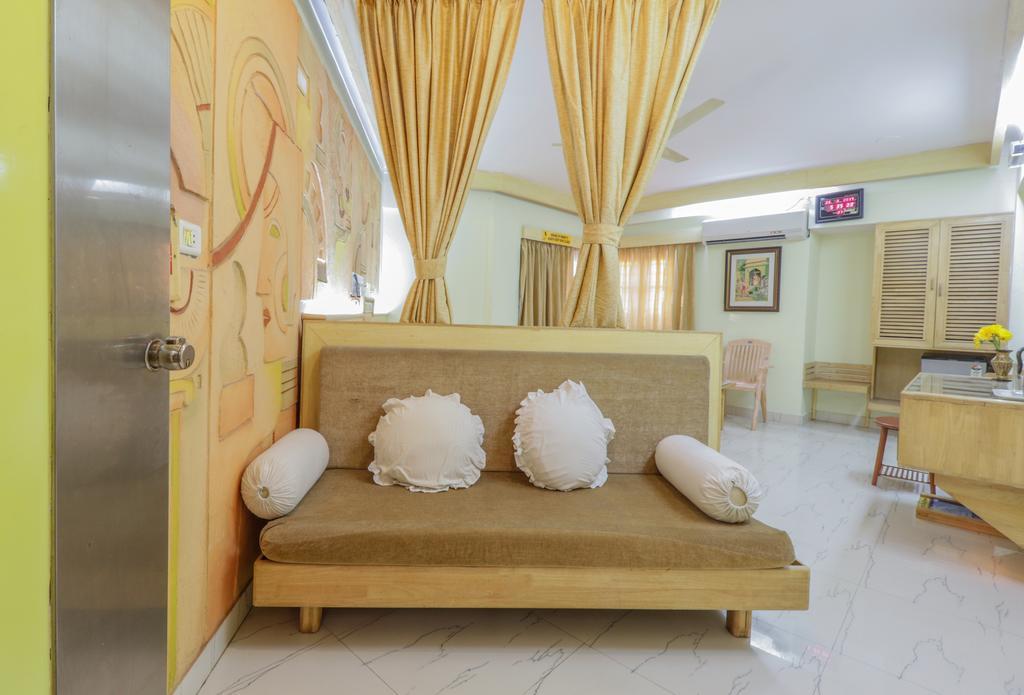 Parklane Hotel Mysore Ngoại thất bức ảnh