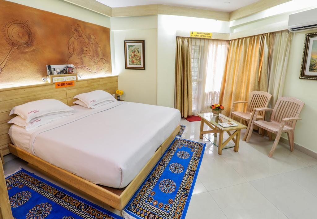 Parklane Hotel Mysore Ngoại thất bức ảnh