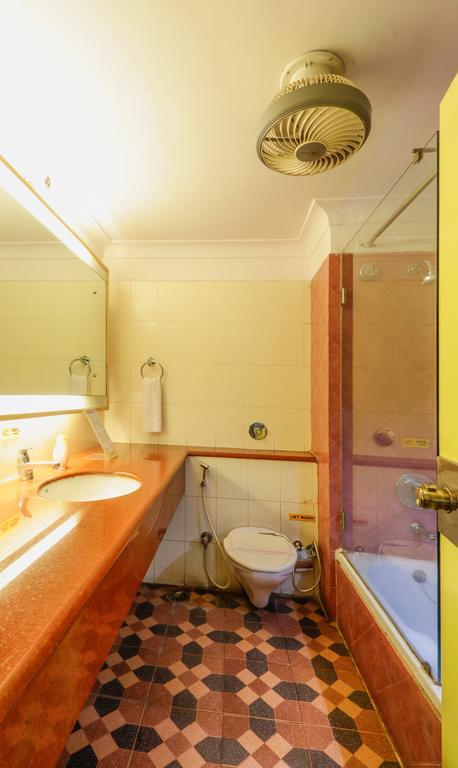 Parklane Hotel Mysore Ngoại thất bức ảnh