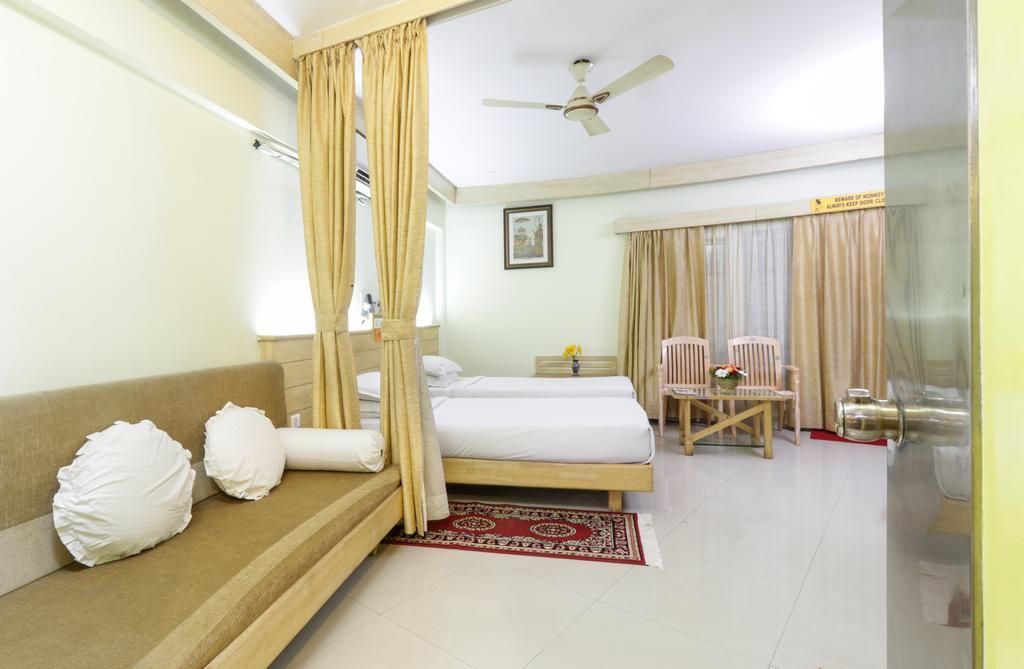 Parklane Hotel Mysore Ngoại thất bức ảnh