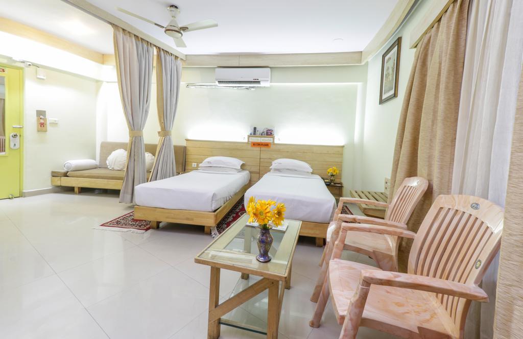 Parklane Hotel Mysore Ngoại thất bức ảnh