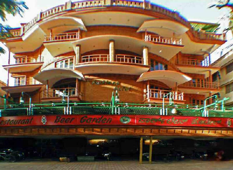 Parklane Hotel Mysore Ngoại thất bức ảnh